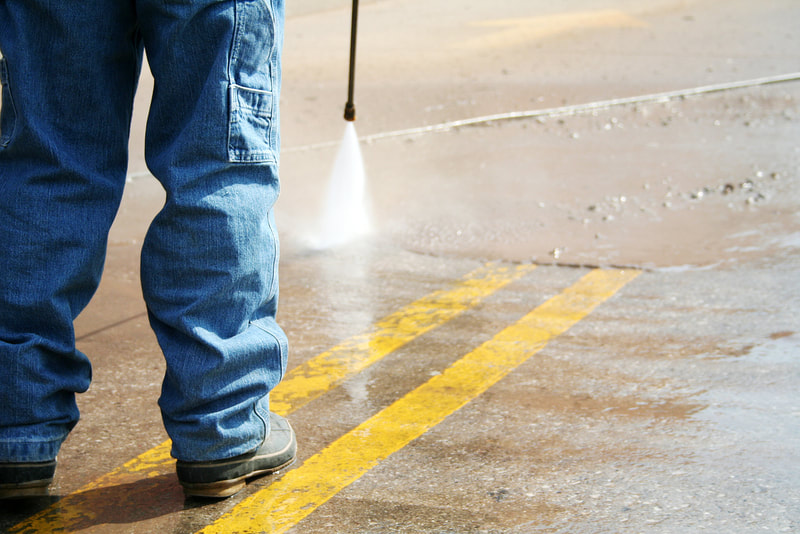 Surrey BC Commercial power washing services